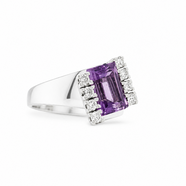 18k witgouden ring met een Amethist en briljanten
