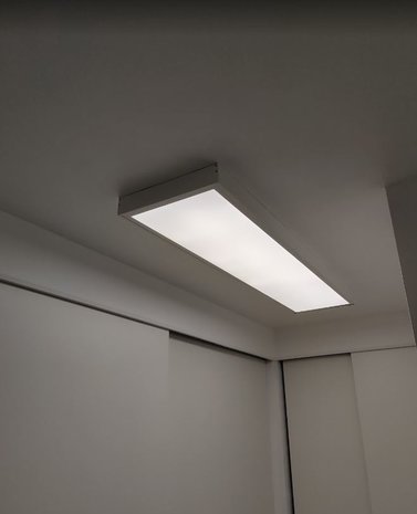 LCB LED Paneel Opbouwframe LCB 120x30cm - Wit Aluminium - 5cm Hoog - Plafondmontage - Inclusief Bevestigingsmateriaal - Exclusief LED Paneel