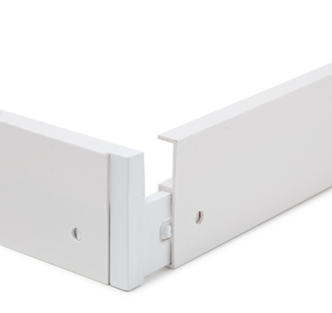 Spectrum LED paneel opbouw - 120x30cm Framesysteem Type B schroefloos - Wit aluminium - 4,3 cm hoog Spectrum LED paneel opbouw - 120x30cm Framesysteem Type B schroefloos - Wit aluminium - 4,3 cm hoog