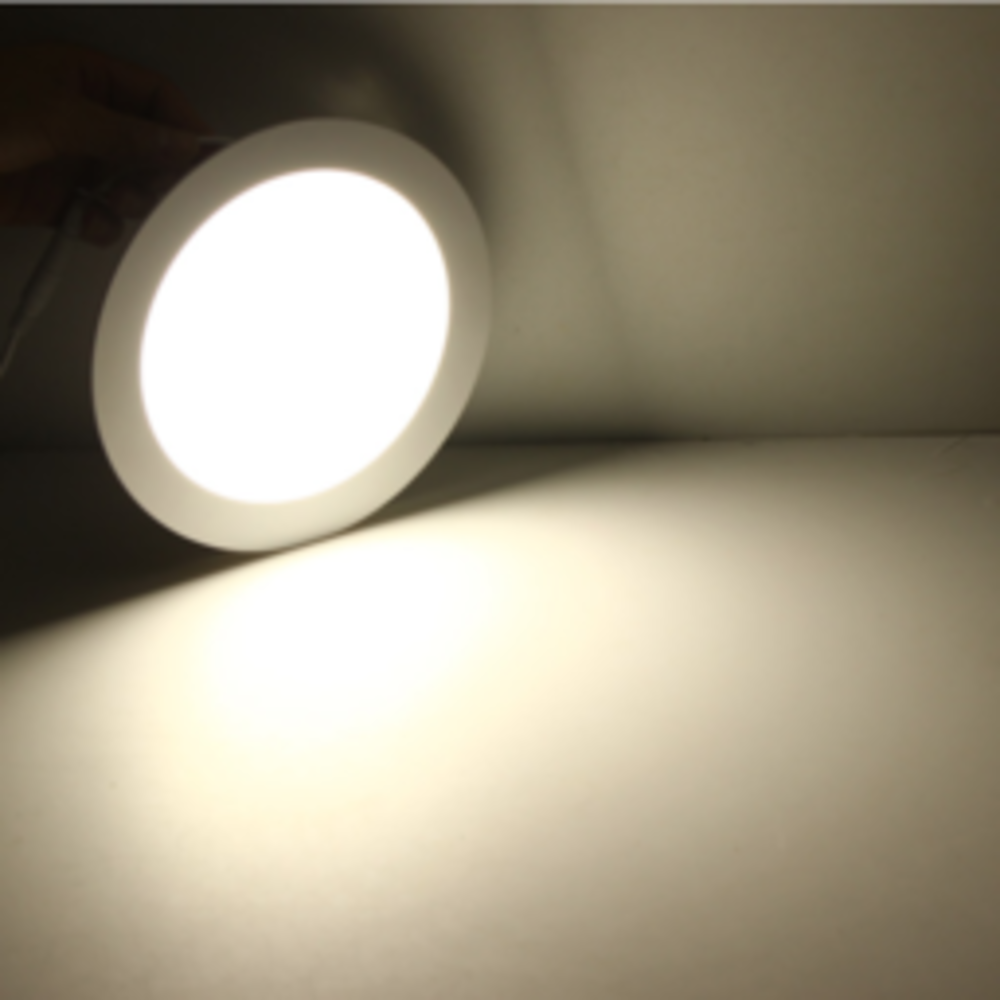 Modee LED inbouwspot vierkant - 12W - 6000K - inbouwmaat 150x150mm Modee LED inbouwspot vierkant - 12W - 6000K - inbouwmaat 150x150mm