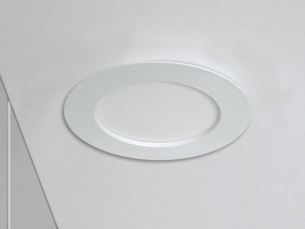 LCB LED Inbouwspot rond - 6W vervangt 48W - Inbouwmaat 100x25mm - 6000K LCB LED Inbouwspot rond - 6W vervangt 48W - Inbouwmaat 100x25mm - 6000K