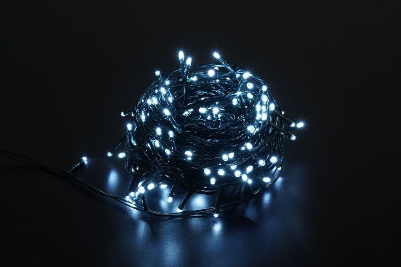Modee Kerstverlichting lichtsnoer - 20 meter 200leds - 10000K daglicht wit - 220V Adapter Modee Kerstverlichting lichtsnoer - 20 meter 200leds - 10000K daglicht wit - 220V Adapter