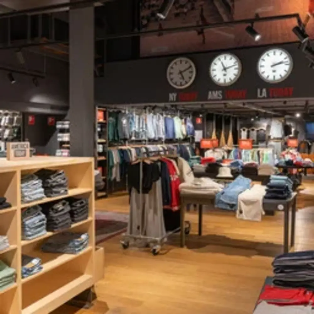 Spectrum 3-Fase LED Railspot Andromeda - 4000K - 25-27W Multi Lumen Switch - 170x74 - Zwart Spectrum 3-Fase LED Railspot Andromeda - 4000K - 25-27W Multi Lumen Switch - 170x74 - Zwart