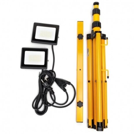 Modee LED Schijnwerper met statief - 2x30W Totaal 6600 Lumen - 4000K - IP65 Modee LED Schijnwerper met statief - 2x30W Totaal 6600 Lumen - 4000K - IP65