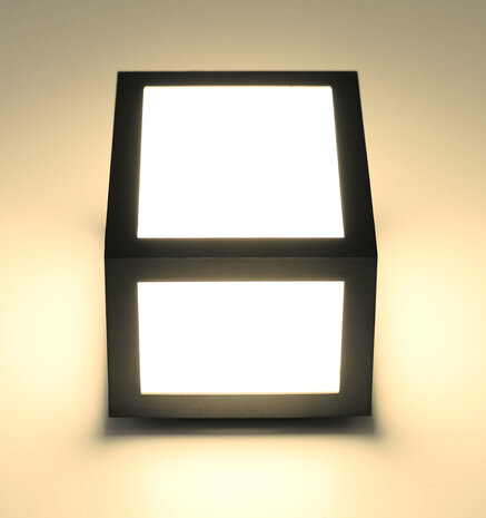 Modee LED Wandlamp - 12W 880lm - 4000K - IP65 - 160x108x130mm Modee LED Wandlamp - 12W 880lm - 4000K - IP65 - 160x108x130mm