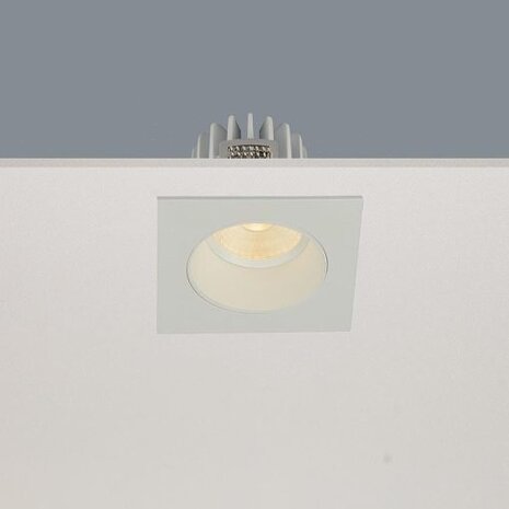 Inbouwspot VENICE 2708 - LED 8W - 810lm - 2700K - CRI 83 - 36° Bundel - IP44 - Dimbaar - Aluminium - Ø68mm Zaagmaat - Mat Staal/Wit/Zwart Inbouwspot VENICE 2708 - LED 8W - 810lm - 2700K - CRI 83 - 36° Bundel - IP44 - Dimbaar - Aluminium - Ø68mm Zaagmaat - Mat Staal/Wit/Zwart