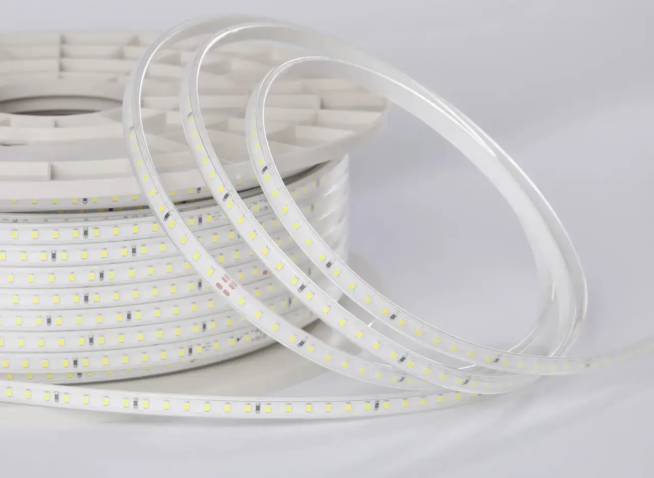 Aigostar LED Lichtslang IP65 V2 - 50 meter - 3000K 830 Warm wit licht - Plug and Play Aigostar LED Lichtslang IP65 V2 - 50 meter - 3000K 830 Warm wit licht - Plug and Play