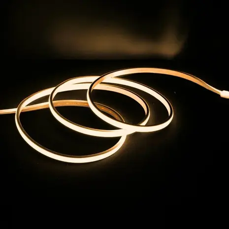 Aigostar LED Lichtslang lichtlijn - 50m 8W 800lm p/m - 230V - Plug and Play Aigostar LED Lichtslang lichtlijn - 50m 8W 800lm p/m - 230V - Plug and Play