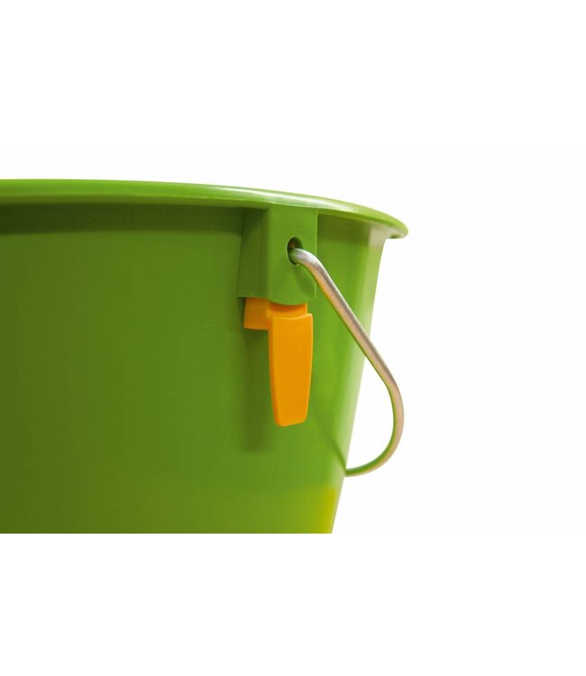 Tränkeeimer mit Hygieneventil