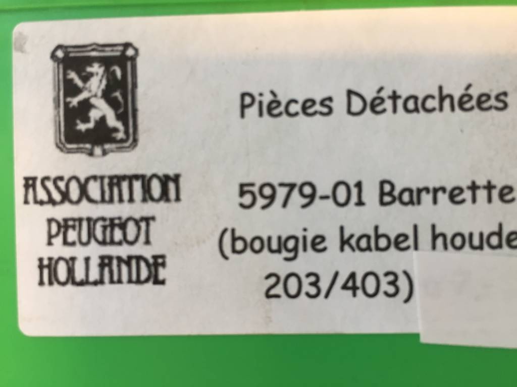 APH 5979-01 Barrette