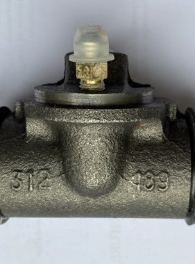 Peugeot 4402-09 Remcylinder achterzijde 403 1"