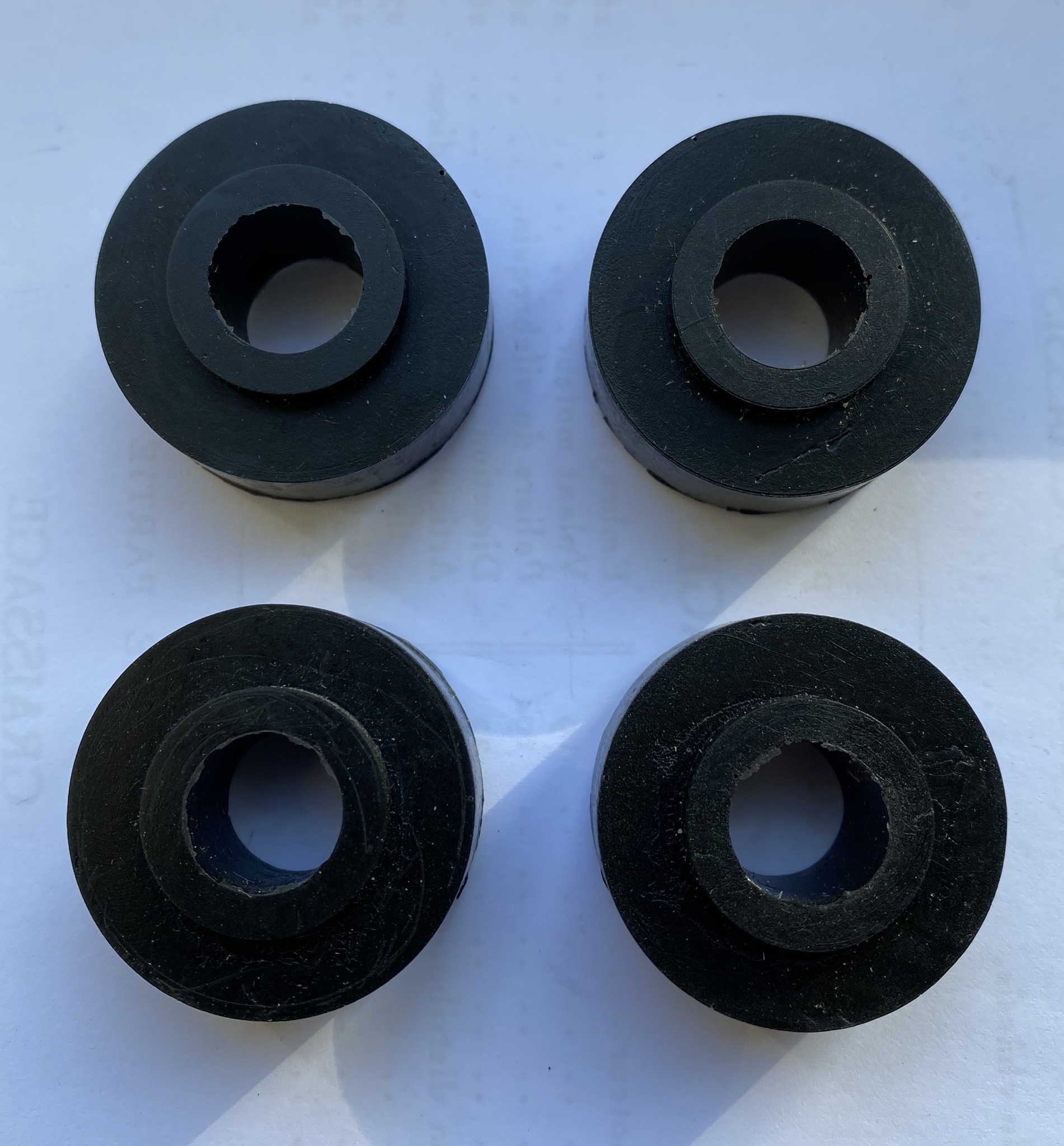 APH 1327-01 Radiateurrubbers bevestigings set