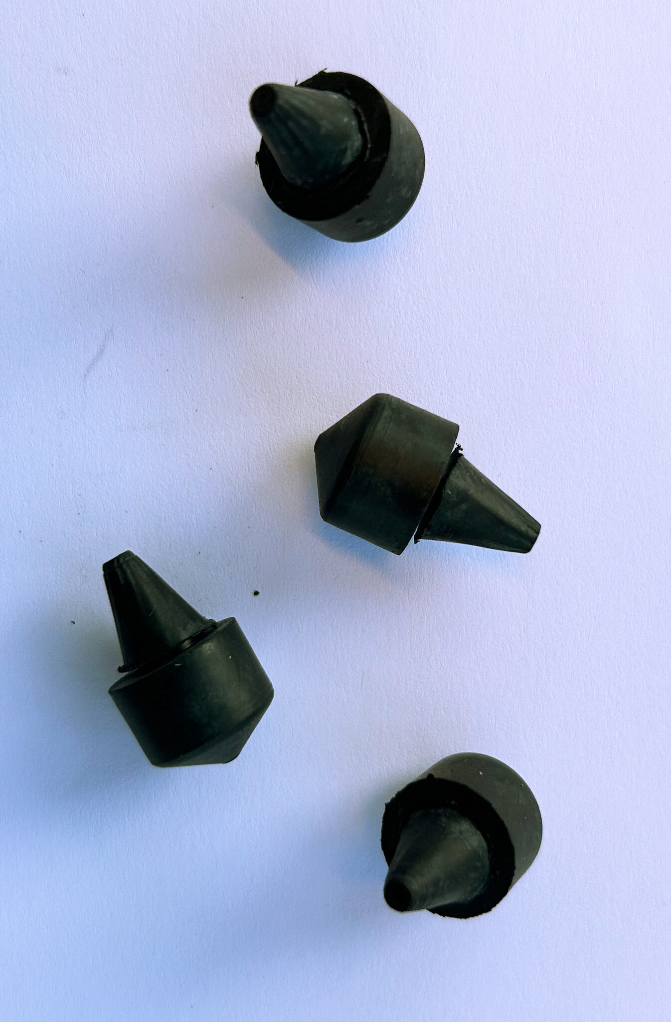 APH 7908-12 Rubberdopje motorkap/tankklepje