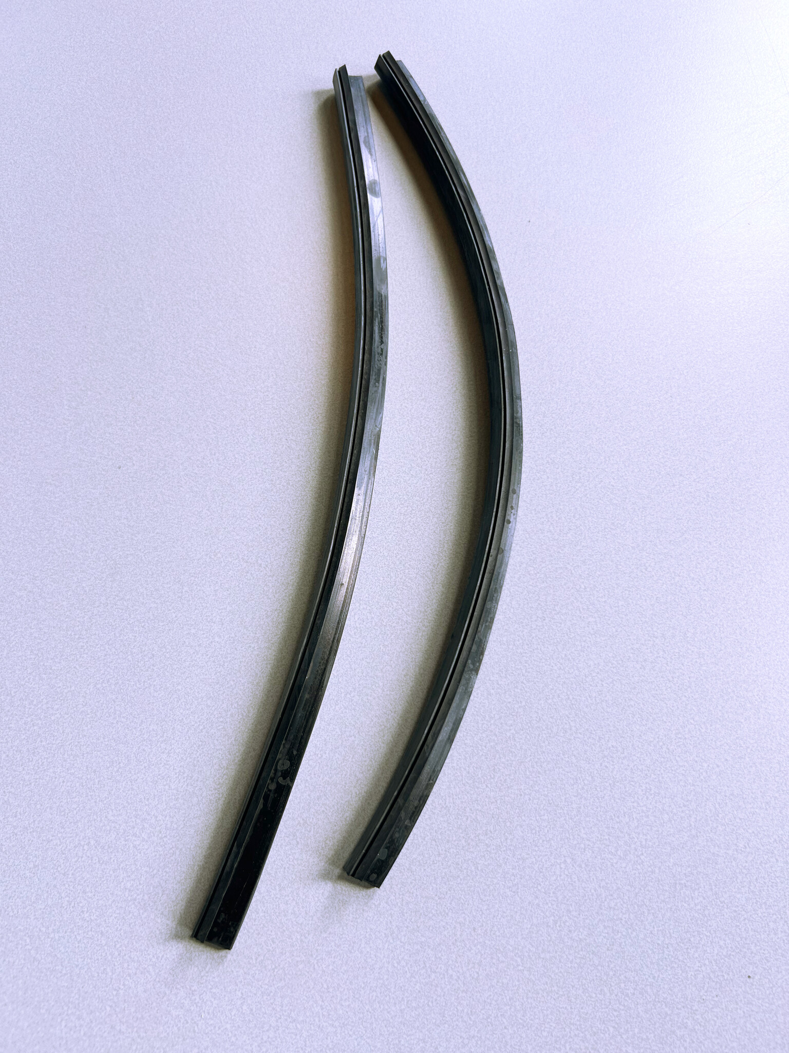 APH 9339-02 Tochtraamrubber 403 set L+R (9339-02 & 9340-02)