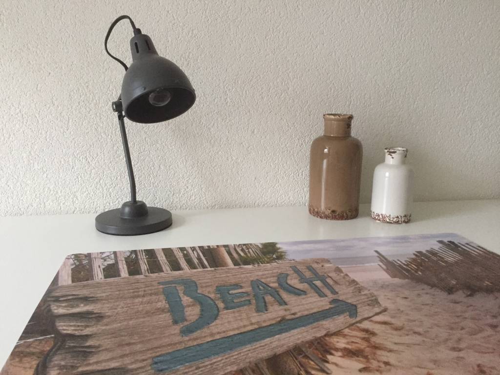 Bureau onderlegger to the BEACH