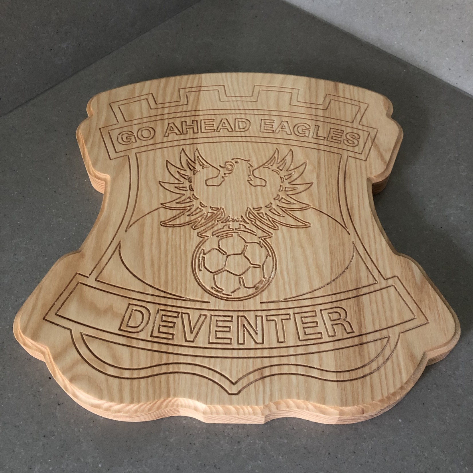 BROOKWOOD Borrelplank Premium met logo Go Ahead Eagles