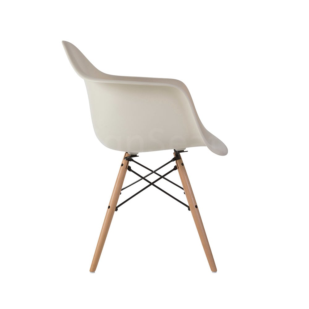 DAW Eames Design Chair White