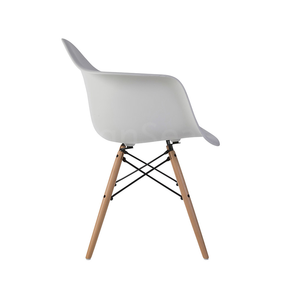 DAW Eames Design Chair White