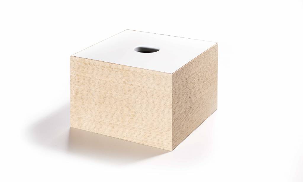 The Oak Men Opbergbox in eik met wit deksel medium