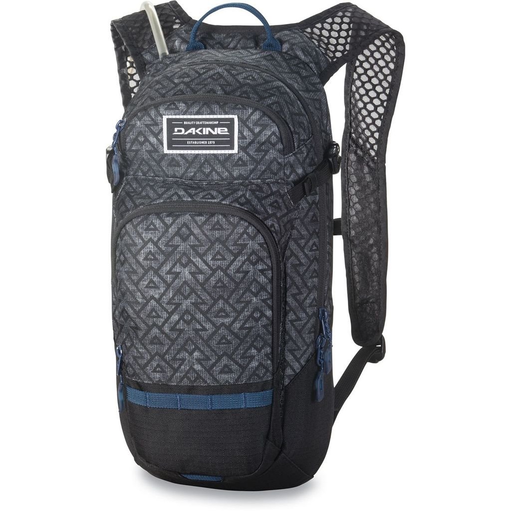 dakine session hydration pack