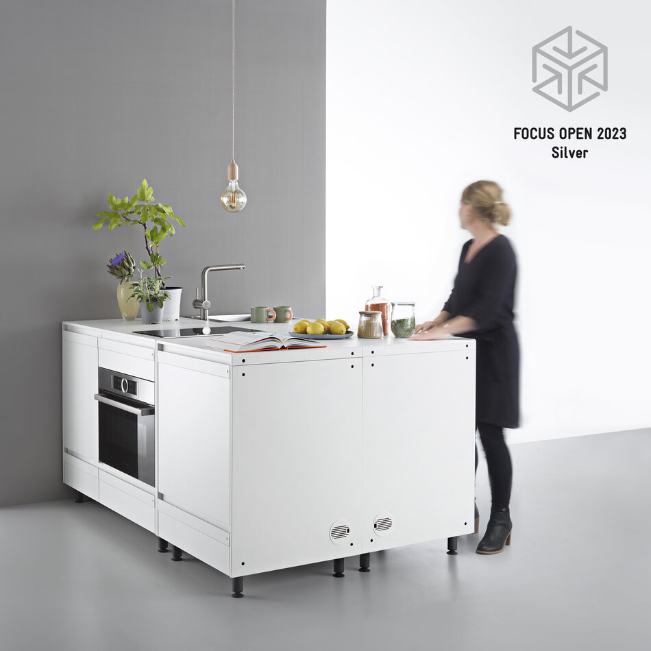 Modular 108: sink 45 with storage