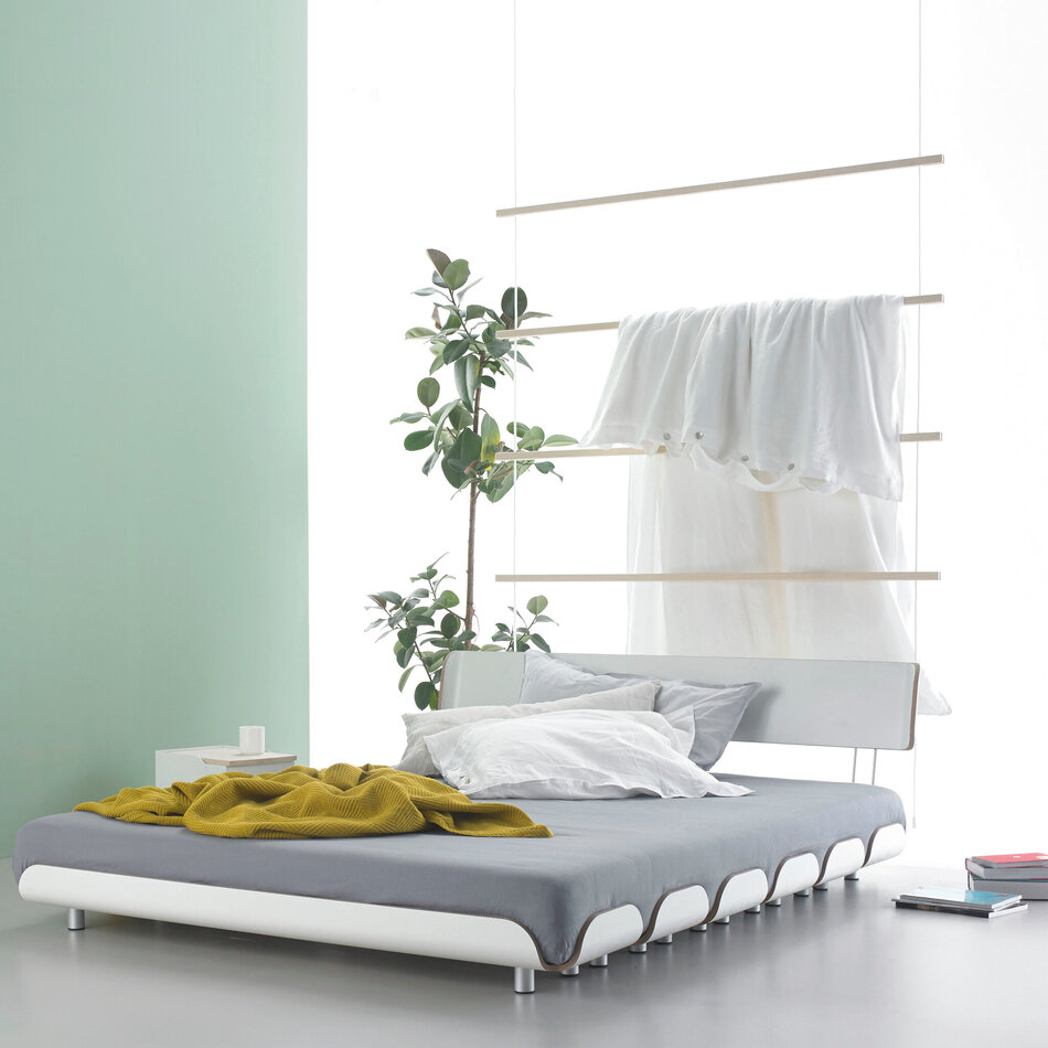 Raumtrenner: Fauler Strick | Esche