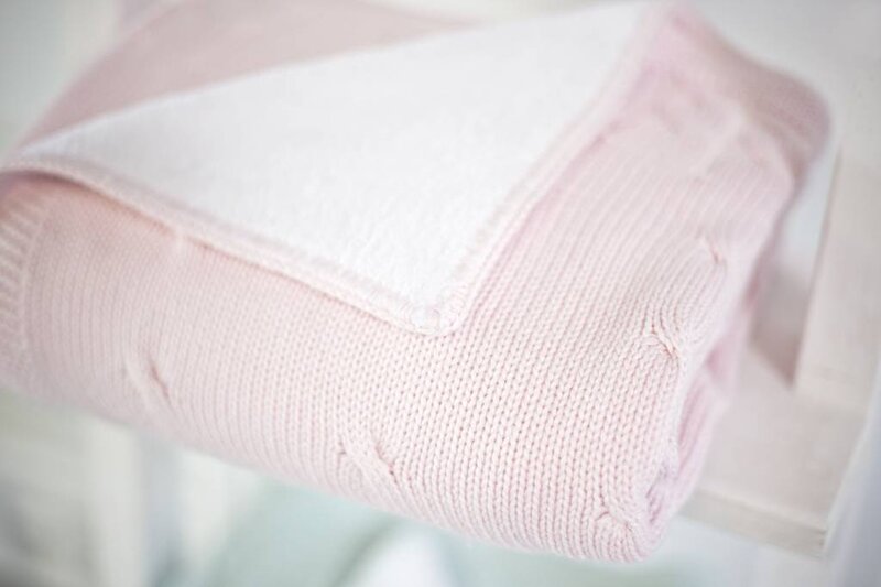Cot blanket lined with teddy Soft Pink