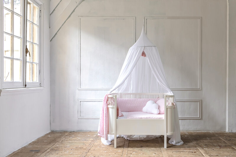 Canopy with pink tassels for crib/cot or playpen