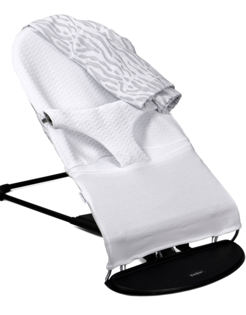 Protective cover for the Babybjörn bouncer Chevron White