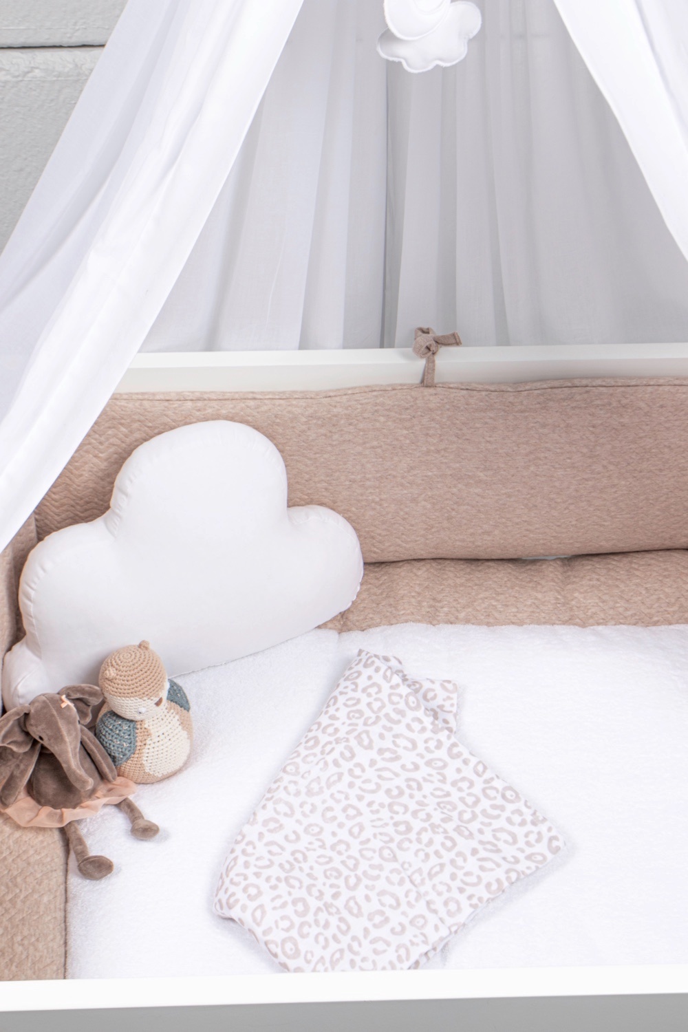 Swaddle blanket 120x120cm Camel Leopard