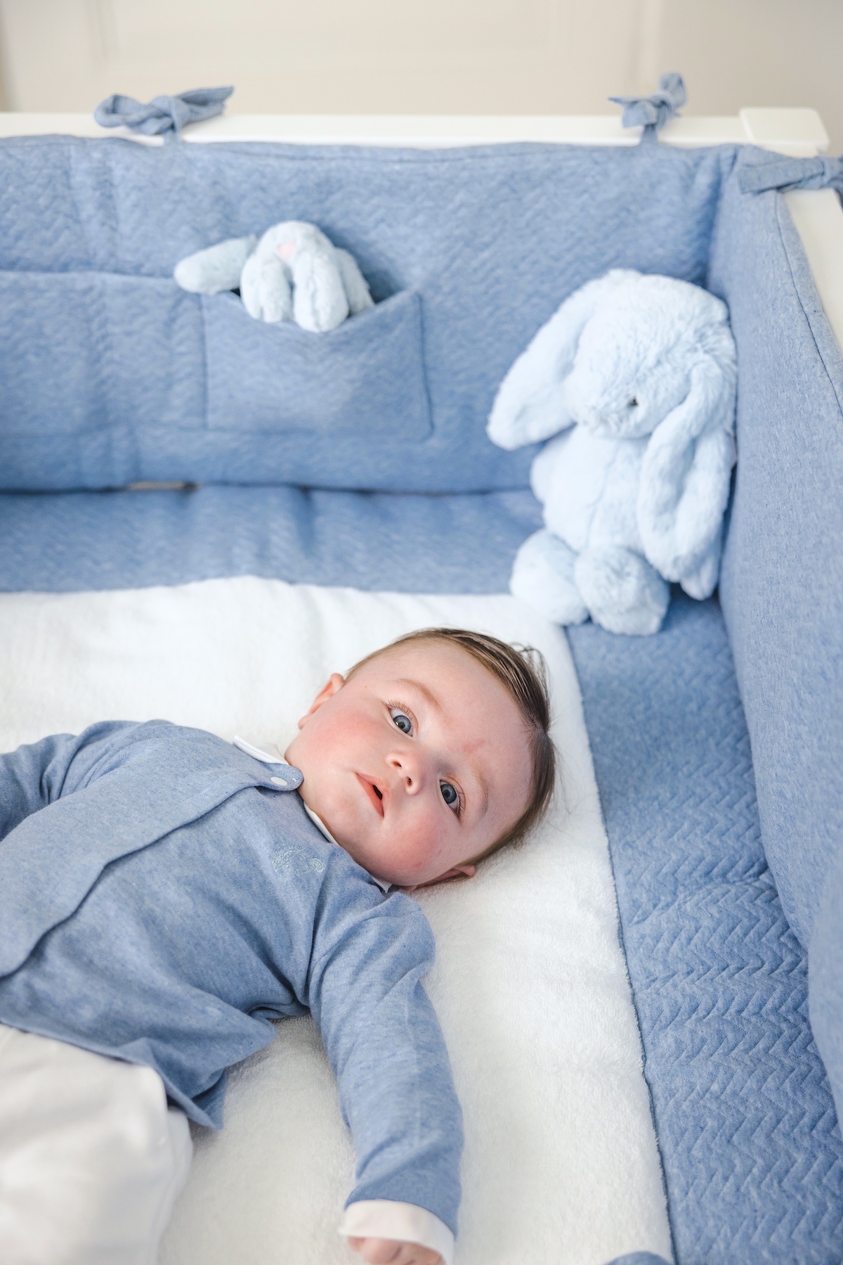 Cot/Playpen bumper Chevron Denim Blue