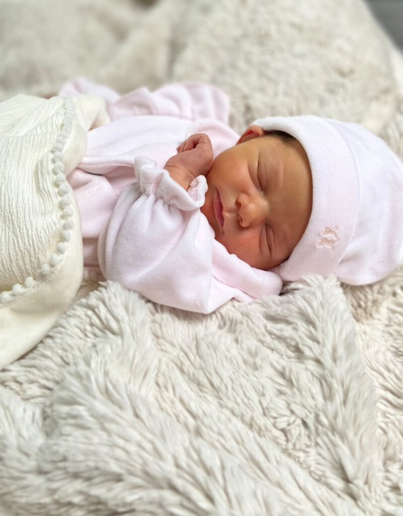 Ravissant pyjama en velours rose taille 0 à 3 mois pour votre adorable bébé