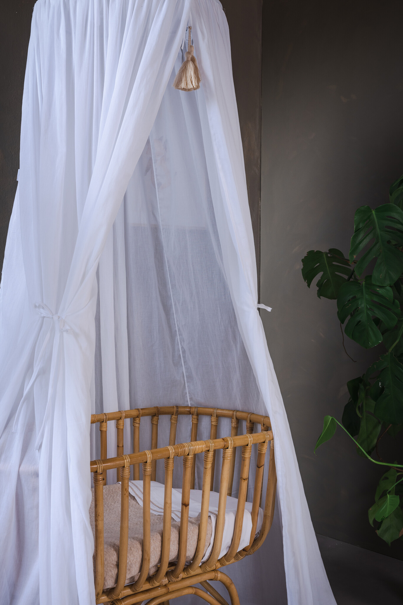 Canopy with Camel tassels for crib/cot or playpen