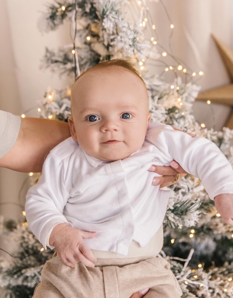 Ensemble bébé 2 pièces chemise blanc avec pantalon camel