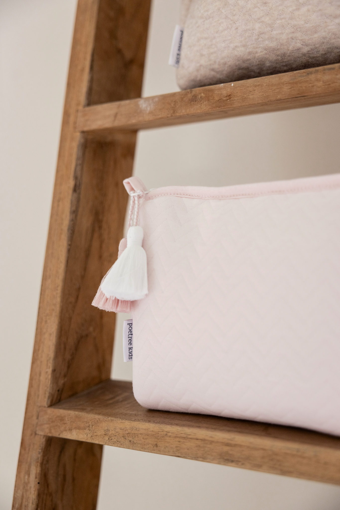 Toilettas Chevron Light Pink