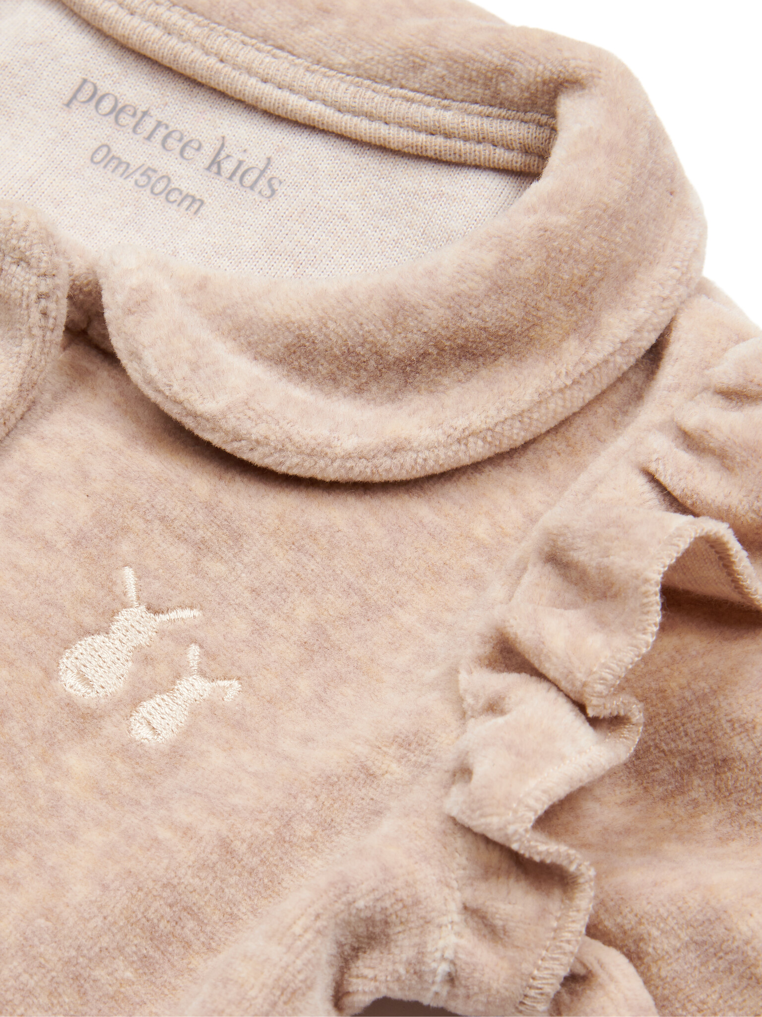 Babypakje Velours met Ruffles Camel