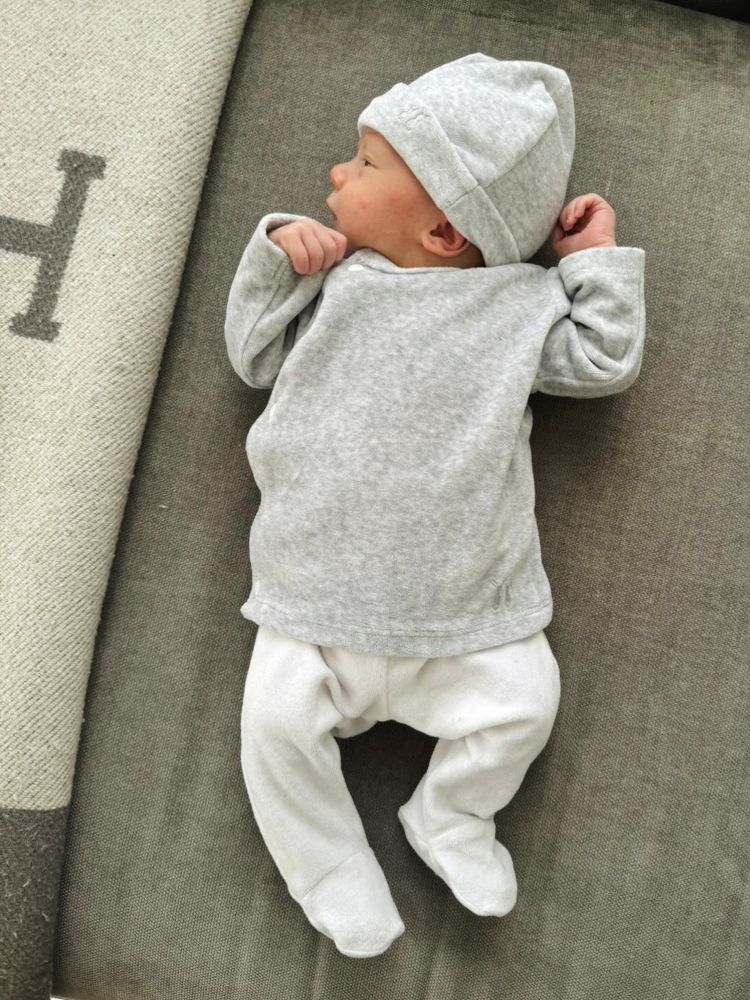 Poetree Kids Comfy Velours Baby Set Grey melange