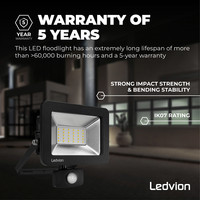 Osram LED Breedstraler met Sensor 30W – 6500K - Quick Connector - 5 Jaar garantie Ledvion Osram LED Breedstraler met Sensor 30W – 6500K - Quick Connector - 5 Jaar garantie