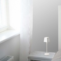 Oplaadbare Tafellamp - 2W - 3000K - IP54 - Dimbaar via touch Lightexpert Oplaadbare Tafellamp - 2W - 3000K - IP54 - Dimbaar via touch
