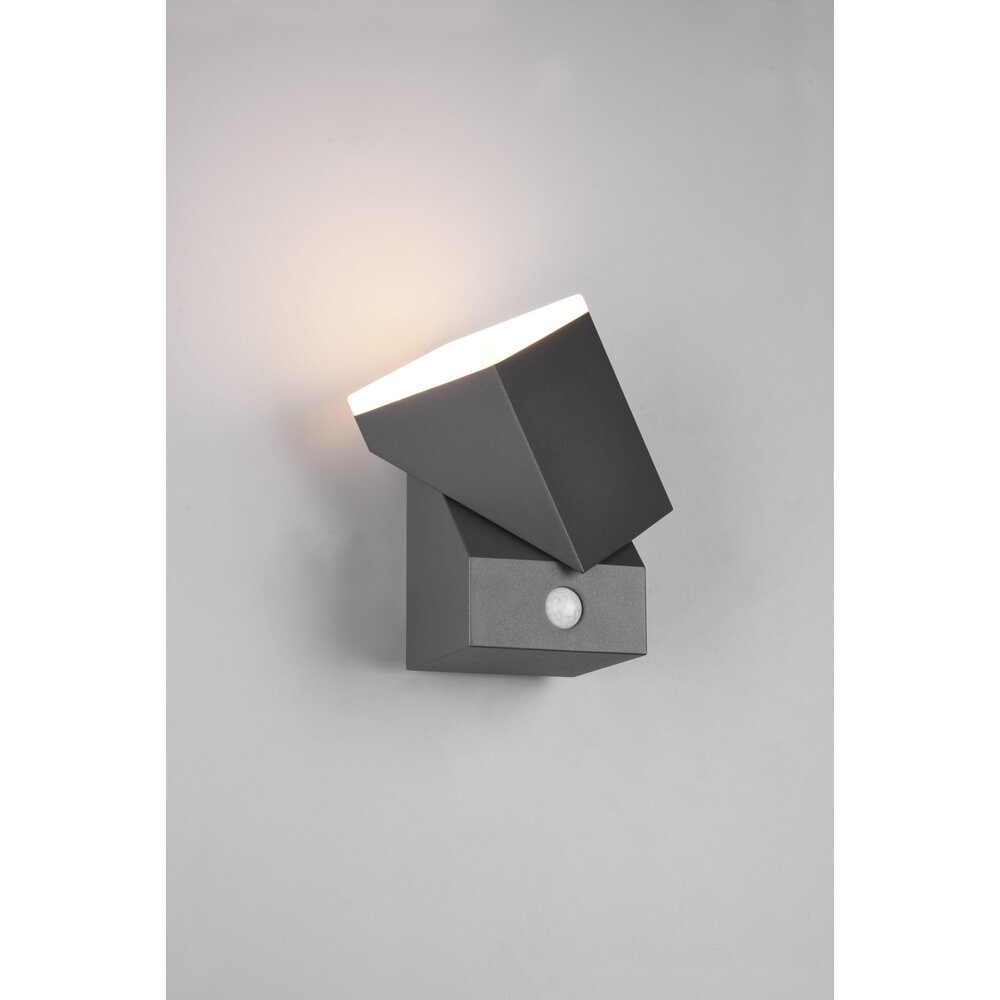 Trio Lighting LED Wandlamp Buiten met Sensor - 3000K - 7W - IP54 - Cube - Antraciet