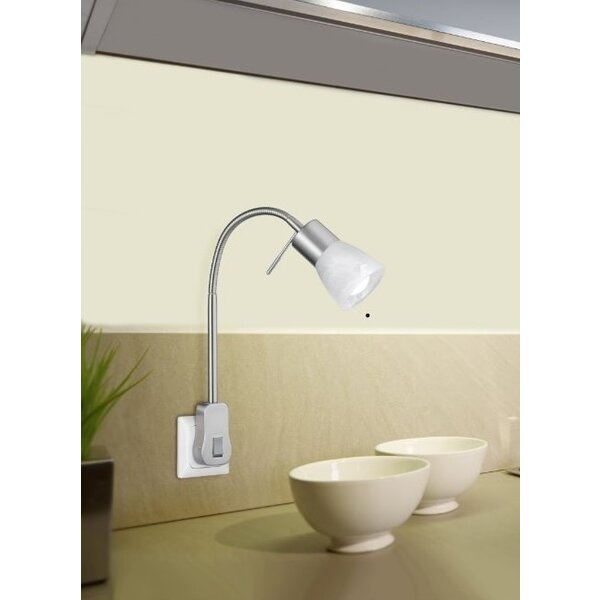 Trio Lighting Stekkerlamp met Schakelaar - Levisto - E14 Fitting - 4,9W - 3000K - Nikkel Mat