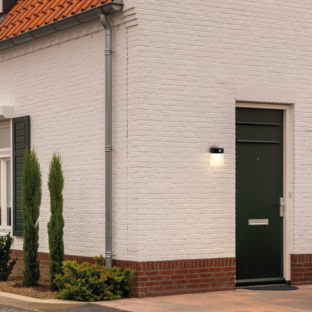 Ledvion LED Solar Wandlamp met Bewegingssensor - Zwart - IP44