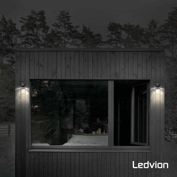 Ledvion Solar Wandlamp Met Sensor Elara - 3000K - 150 Lumen - Zwart