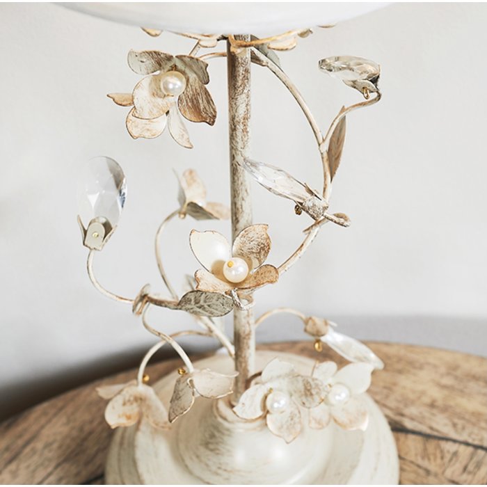 Leaf - Ornate Flower Table Lamp - Cream & Gold