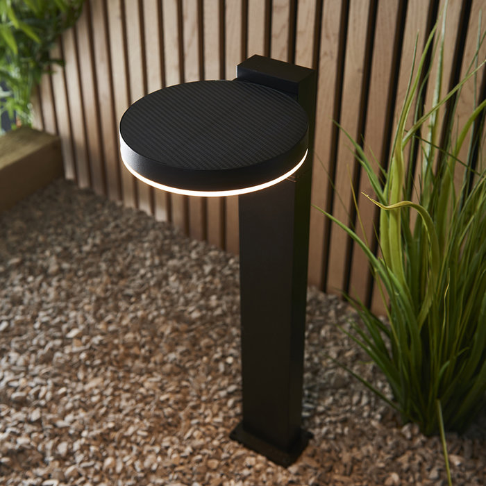 Ebro - Modern Outdoor Solar Powered Post Light