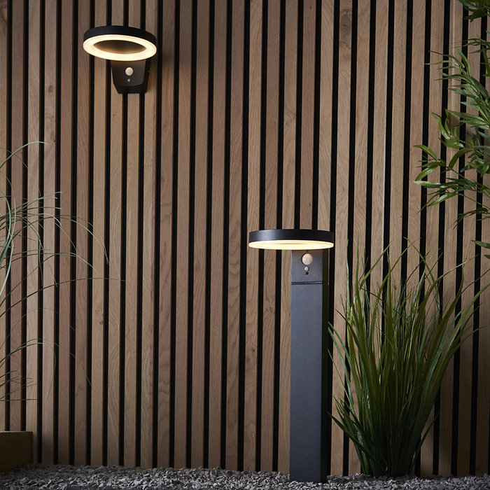 Ebro - Modern Outdoor Solar Powered Post Light