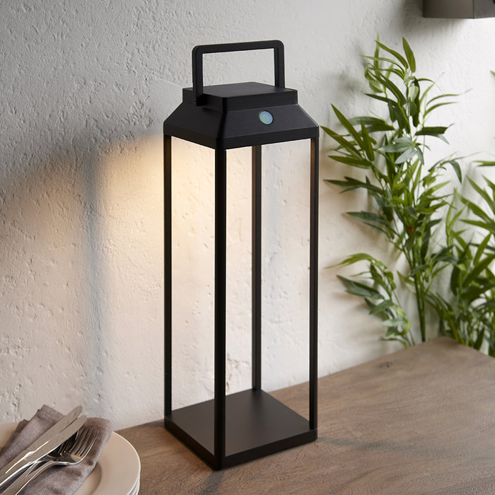 Linterna - Large Solar-Powered Outdoor Table Lamp