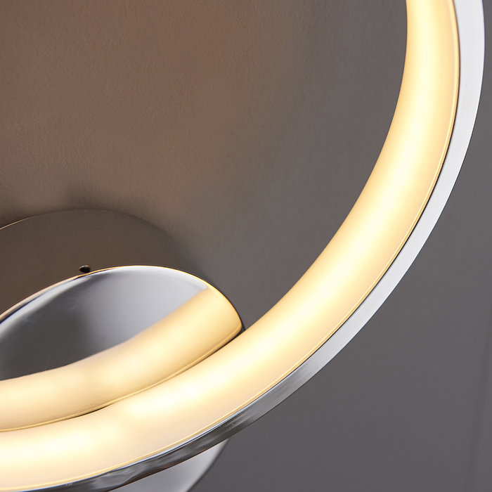 Radius - LED Wall Light