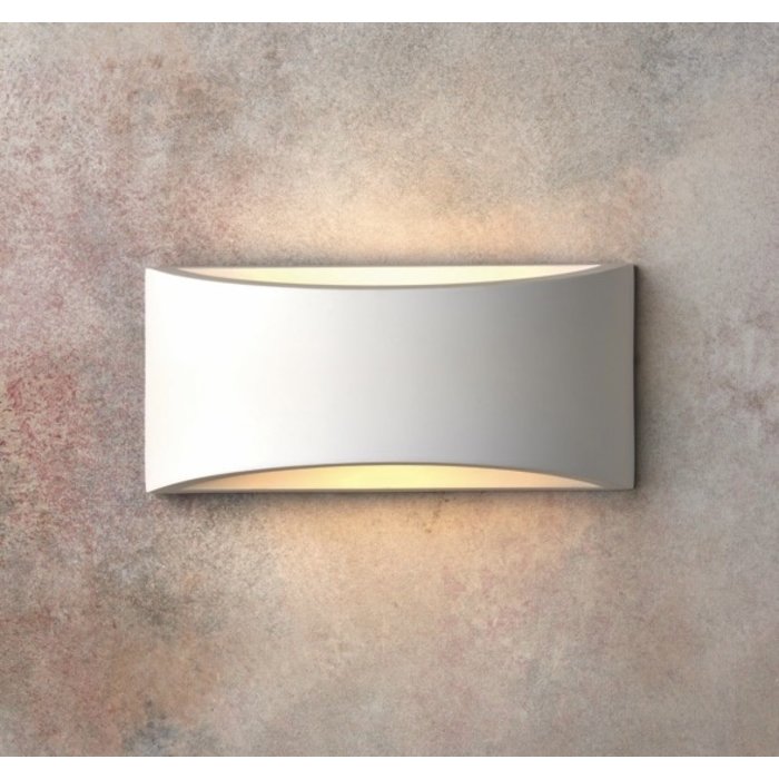 Toko - LED Plaster Curved Wall Light