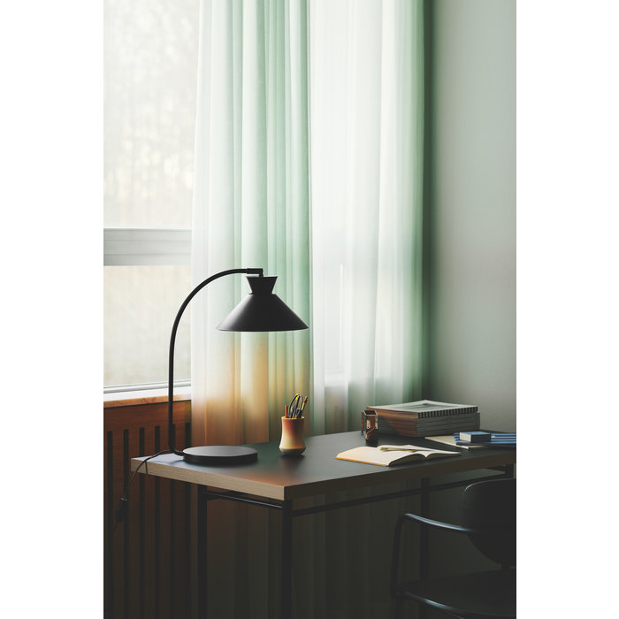 Dialle - Scandi Table Lamp - Black